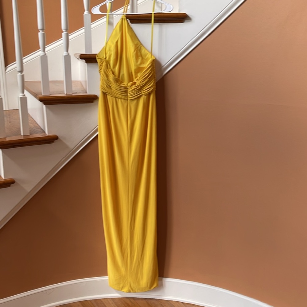 MAC DUGGAL Halter Neck Rouched Side Front Slit Gown in Marigold Size Small - Picture 6 of 7
